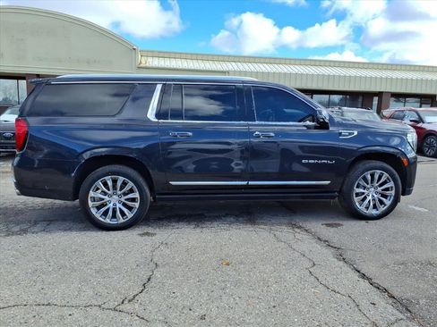 Used 2023 GMC Yukon XL Denali image 6