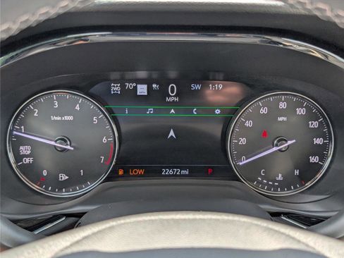 Used 2023 Buick Envision Avenir AWD/4WD image 34
