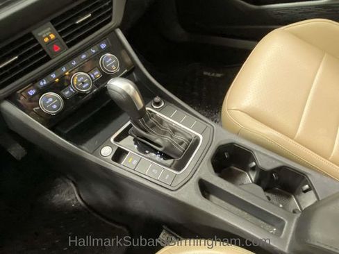 Used 2021 Volkswagen Jetta image 19