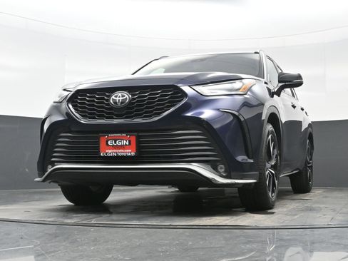 Used 2021 Toyota Highlander XSE image 27