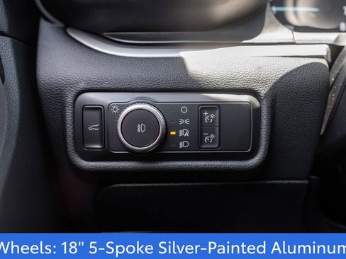 Used 2022 Ford Explorer XLT w/ Equipment Group 202A AWD/4WD image 22