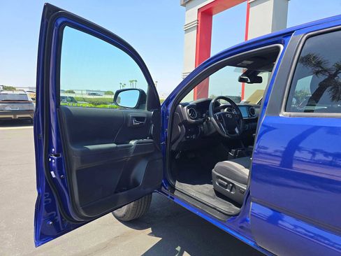 Used 2023 Toyota Tacoma TRD Sport w/ Technology Package AWD/4WD image 20