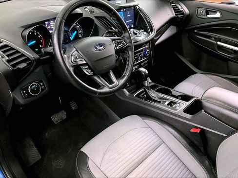 Used 2017 Ford Escape Titanium image 12