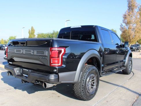 Used 2019 Ford F150 Raptor w/ Equipment Group 802A Luxury image 7