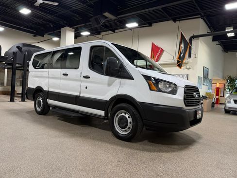 Used 2019 Ford Transit 150 XL RWD image 3