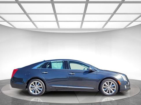 Used 2013 Cadillac XTS Luxury w/ Driver Awareness Package image 4