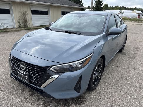 Used 2024 Nissan Sentra SV w/ All-Weather Package FWD image 9