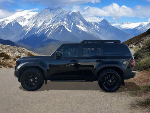 Certified 2024 Toyota Land Cruiser image 3