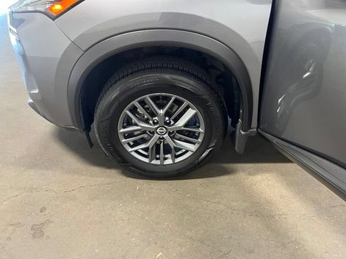 Used 2021 Nissan Rogue S FWD image 31