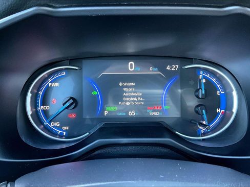 Used 2025 Toyota RAV4 XLE image 19