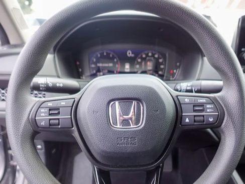 Used 2023 Honda Accord EX image 12