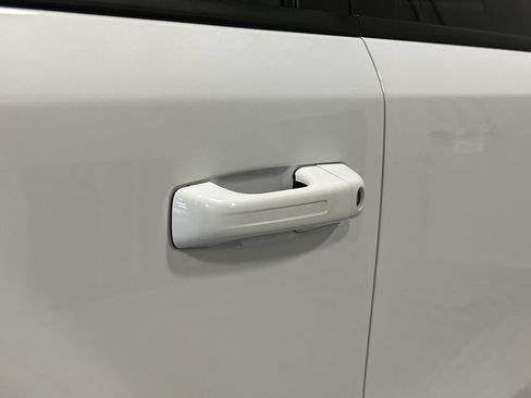 Used 2022 RAM 1500 Big Horn AWD/4WD image 13