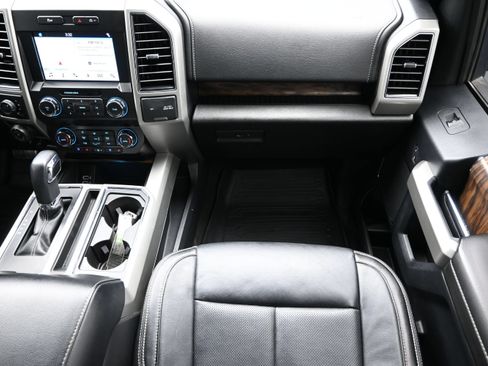 Used 2019 Ford F150 Lariat w/ Trailer Tow Package AWD/4WD image 41
