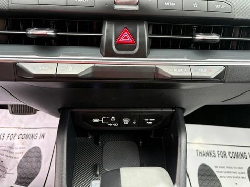 Used 2025 Kia K4 EX FWD image 20