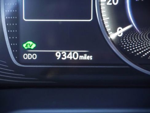 Certified 2025 Lexus ES 300h w/ Luxury Package FWD image 9