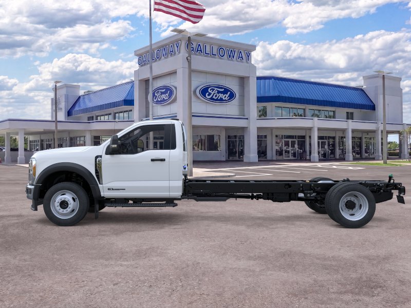 New 2026 Ford F550 4x4 Regular Cab Super Duty w/ XL Chrome Package image 3