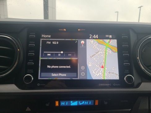 Used 2023 Toyota Tacoma TRD Off-Road image 27