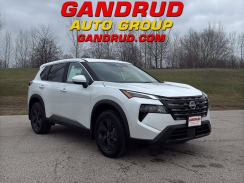 New 2026 Nissan Rogue SV AWD/4WD image 1