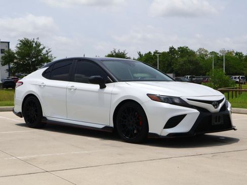 Used 2020 Toyota Camry TRD FWD image 6