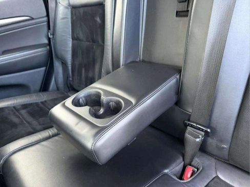 Used 2015 Jeep Grand Cherokee Altitude image 15