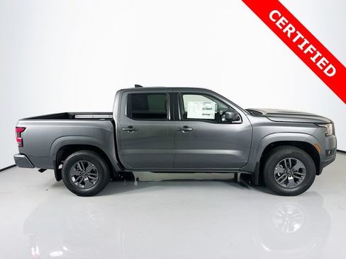 Used 2025 Nissan Frontier SV w/ SV Convenience Package RWD image 10