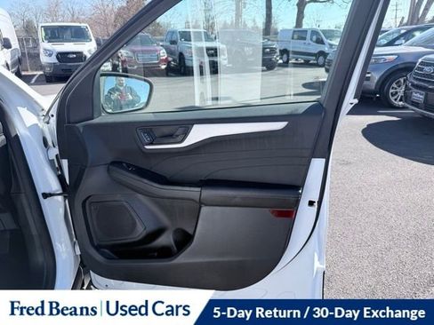 Certified 2022 Ford Escape SE w/ Convenience Package AWD/4WD image 13