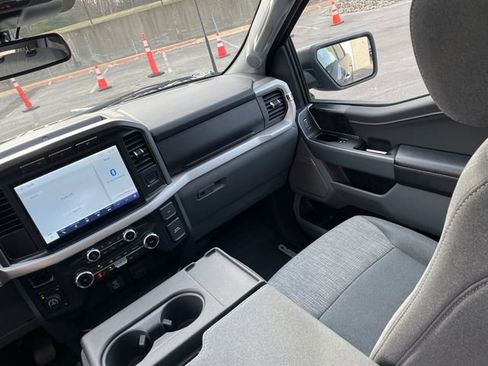 Certified 2022 Ford F150 XLT w/ Equipment Group 302A High image 23