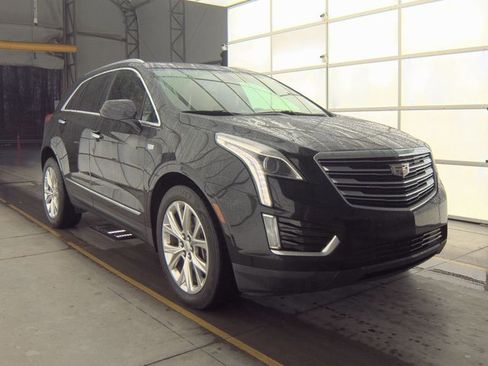Used 2018 Cadillac XT5 Luxury image 3