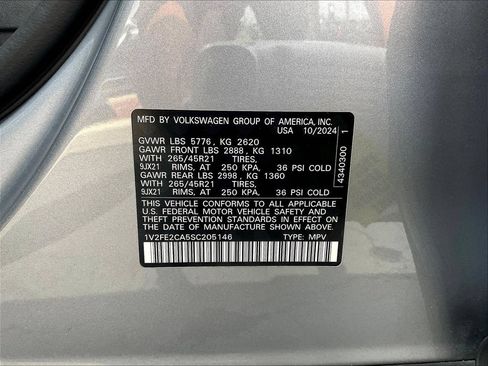 Used 2025 Volkswagen Atlas Cross Sport SEL Premium R-Line AWD/4WD image 18