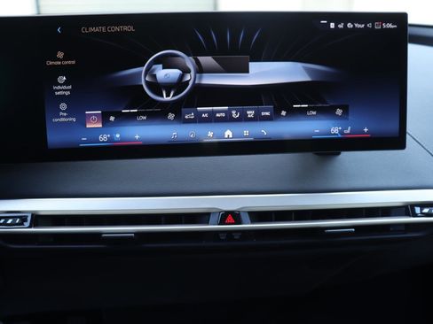 New 2026 BMW iX xDrive60 AWD/4WD image 29