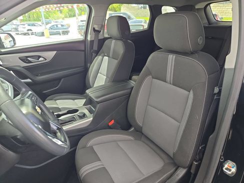 Used 2025 Chevrolet Blazer LT FWD image 28