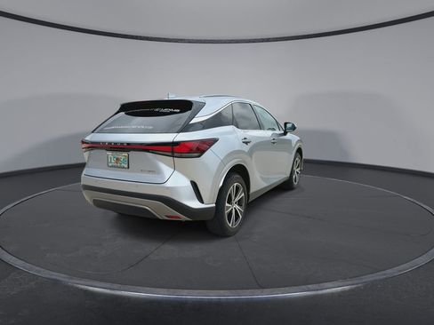 Used 2025 Lexus RX 350 Premium w/ Accessory Package (Z1) FWD image 8