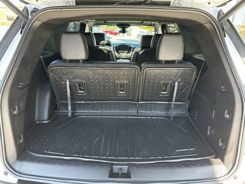 Used 2022 Chevrolet Traverse Premier w/ Redline Edition image 25