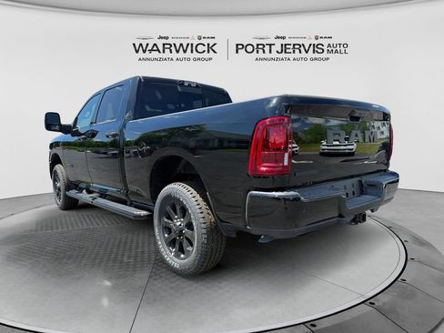 New 2026 RAM 3500 Big Horn AWD/4WD image 3