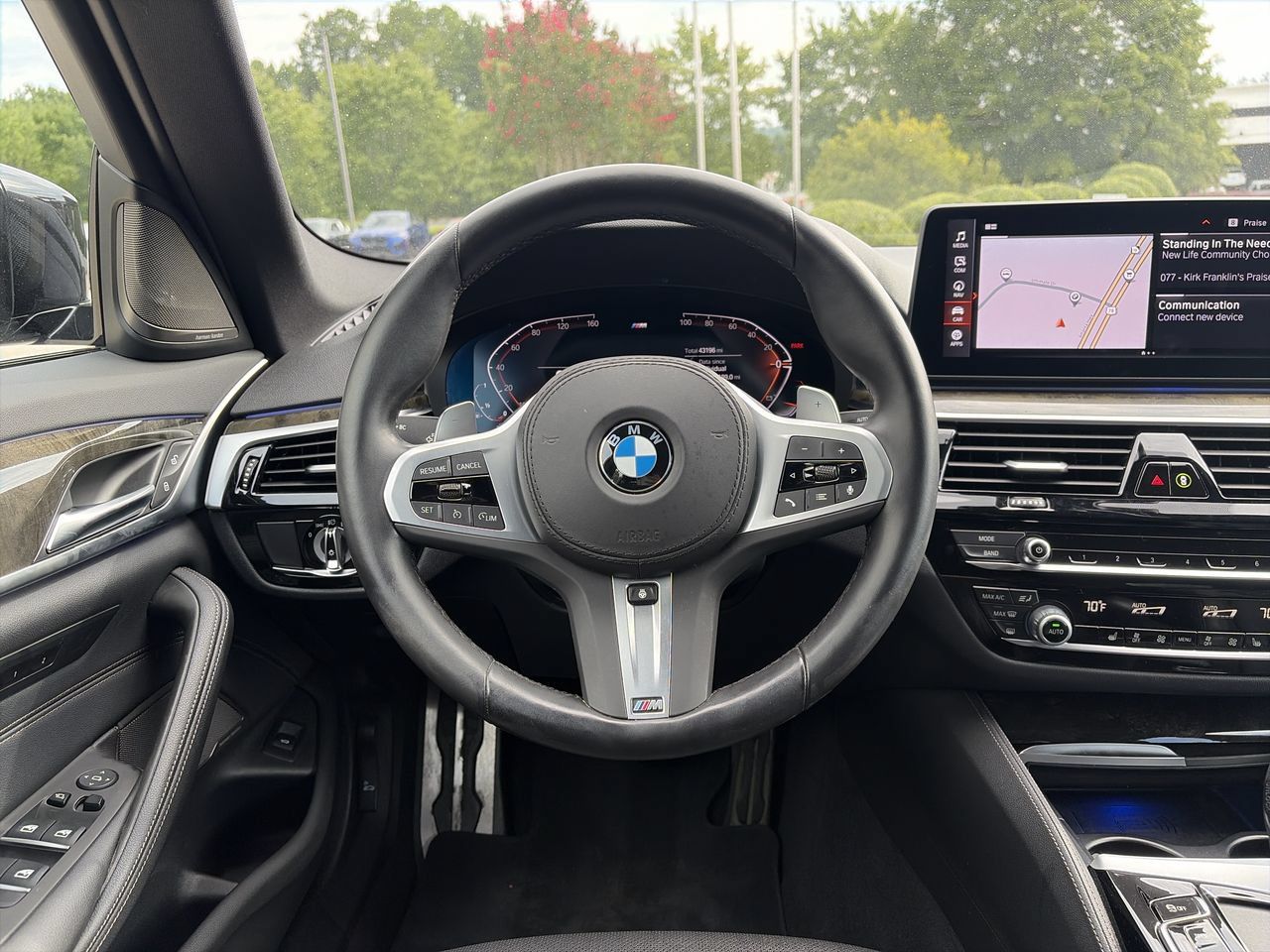 Used 2023 BMW 540i w/ M Sport Package RWD image 21