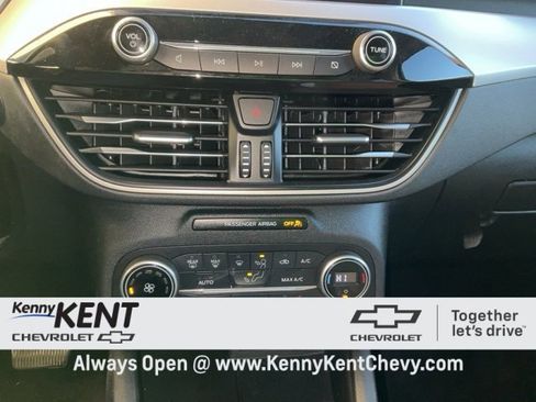 Used 2020 Ford Escape SE image 27