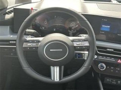 Used 2025 Hyundai Sonata SEL FWD image 23