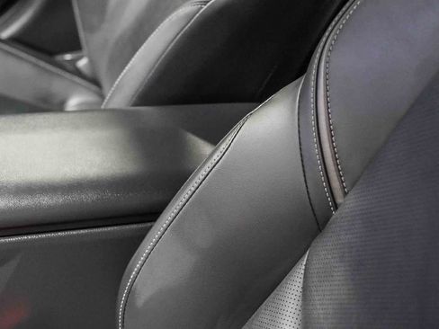 Certified 2026 Toyota Prius FWD image 20