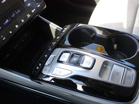 Used 2023 Hyundai Tucson Limited image 27