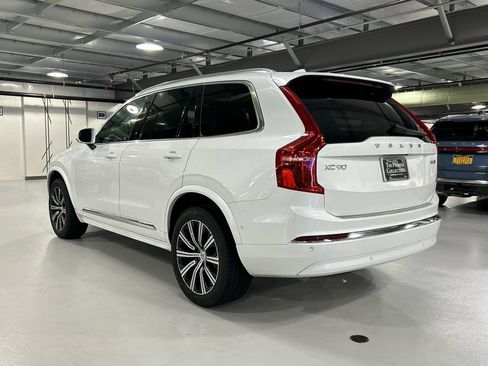 Used 2023 Volvo XC90 B6 Plus w/ Protection Package Premier AWD/4WD image 4