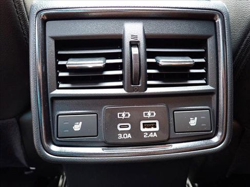 Used 2025 Subaru Forester Touring AWD/4WD image 10
