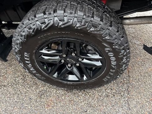 Used 2024 Chevrolet Silverado 1500 Custom Trail Boss image 10