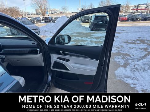Used 2023 Kia Telluride SX image 36