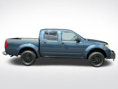 Used 2019 Nissan Frontier SV w/ Value Truck Package AWD/4WD image 8