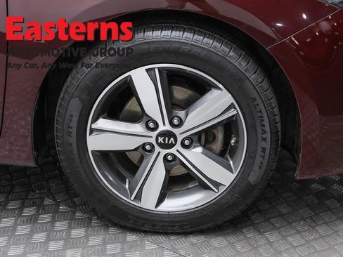 Used 2018 Kia Forte LX w/ LX Popular Package image 31