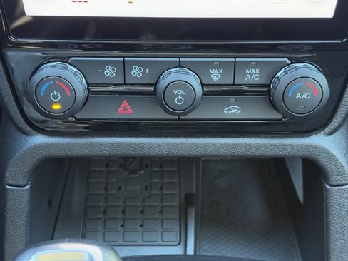 Used 2024 Ford Ranger XLT image 22