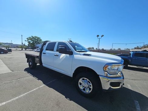 Used 2024 RAM 2500 Tradesman w/ Chrome Appearance Group AWD/4WD image 2
