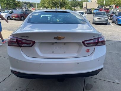Used 2022 Chevrolet Malibu LT