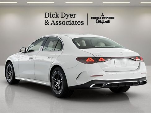 Used 2025 Mercedes-Benz E 350 Sedan image 15