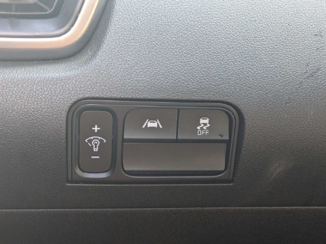 Used 2023 Kia Sorento S FWD image 24